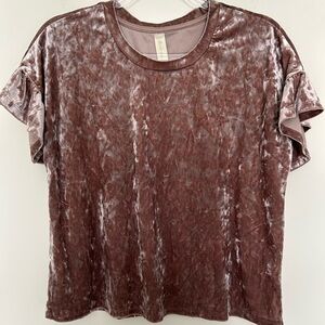 Altar’d State Velvet Flutter Sleeve Short Sleeve Top Pink Size Small‎